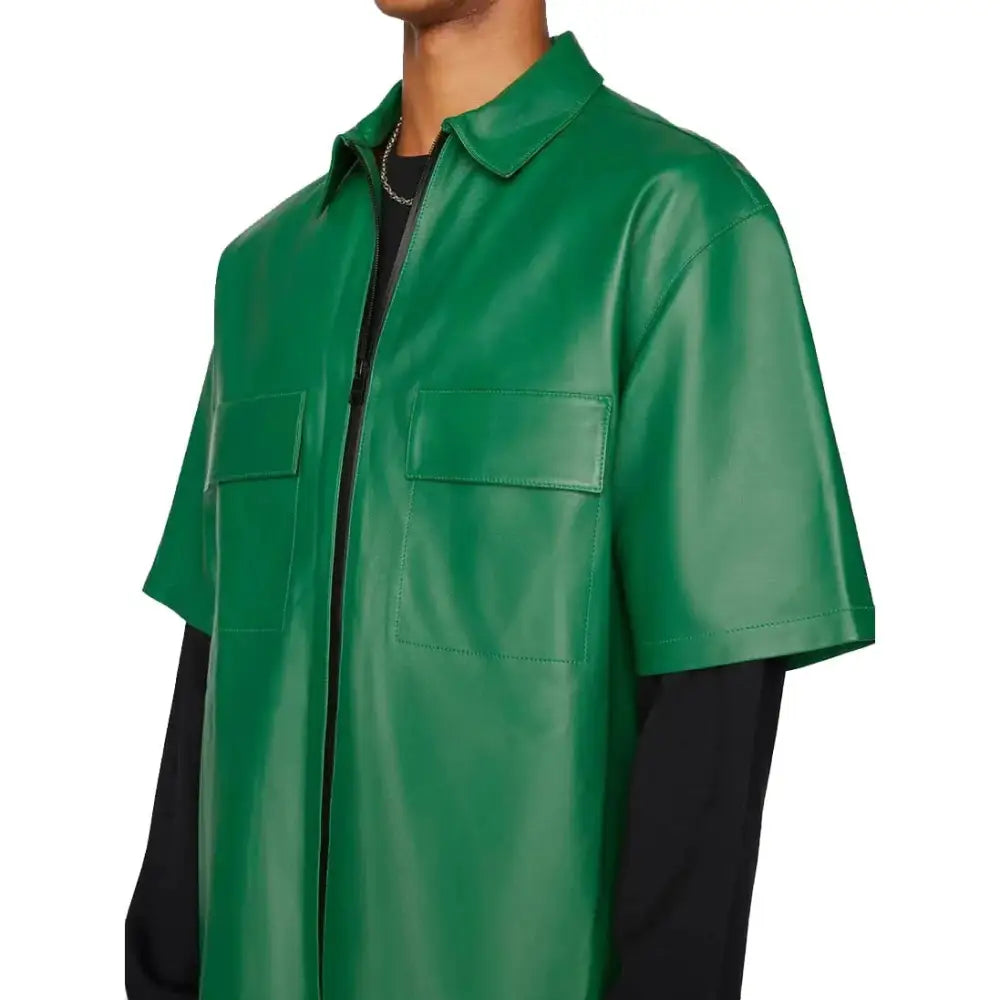 Men’s green sheepskin leather zip shirt with short sleeves, collar and modern streetwear styling